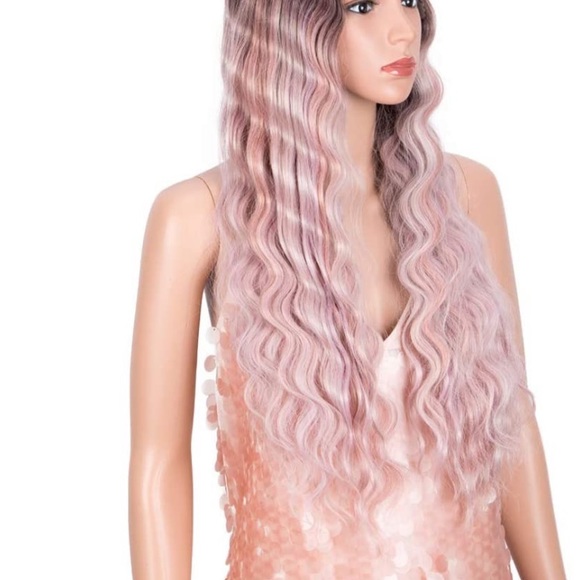 ? EM K 28” ROSE GOLD OMBRÉ WAVY LACE FRONT WIG